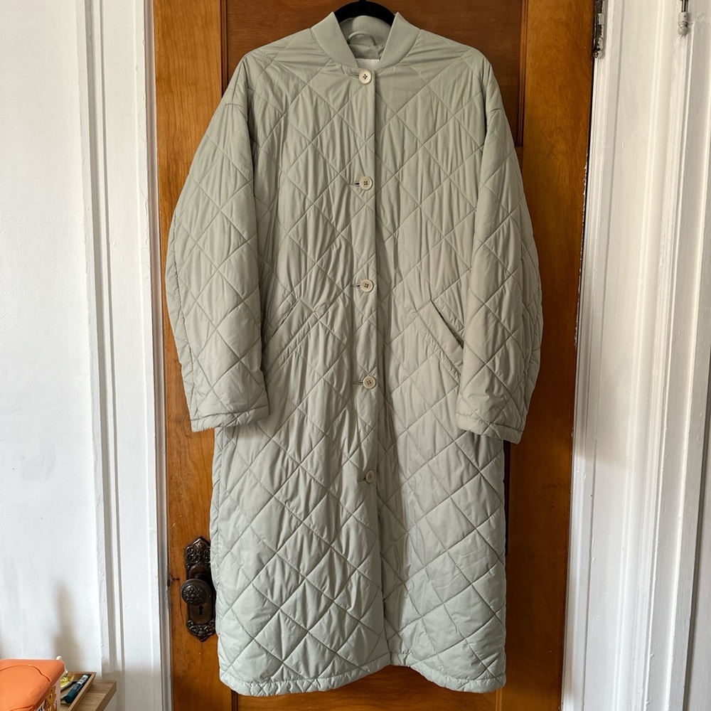 Long quilted jacket from Aritzia